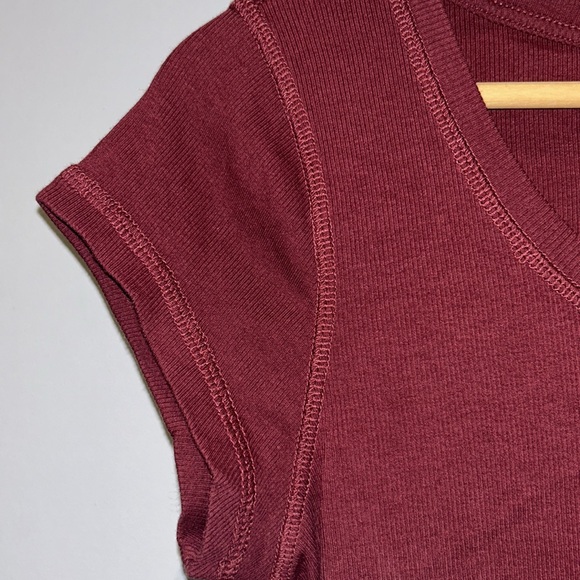 Ricki’s Ribbed Scoop Neck Top - Picture 2 of 4